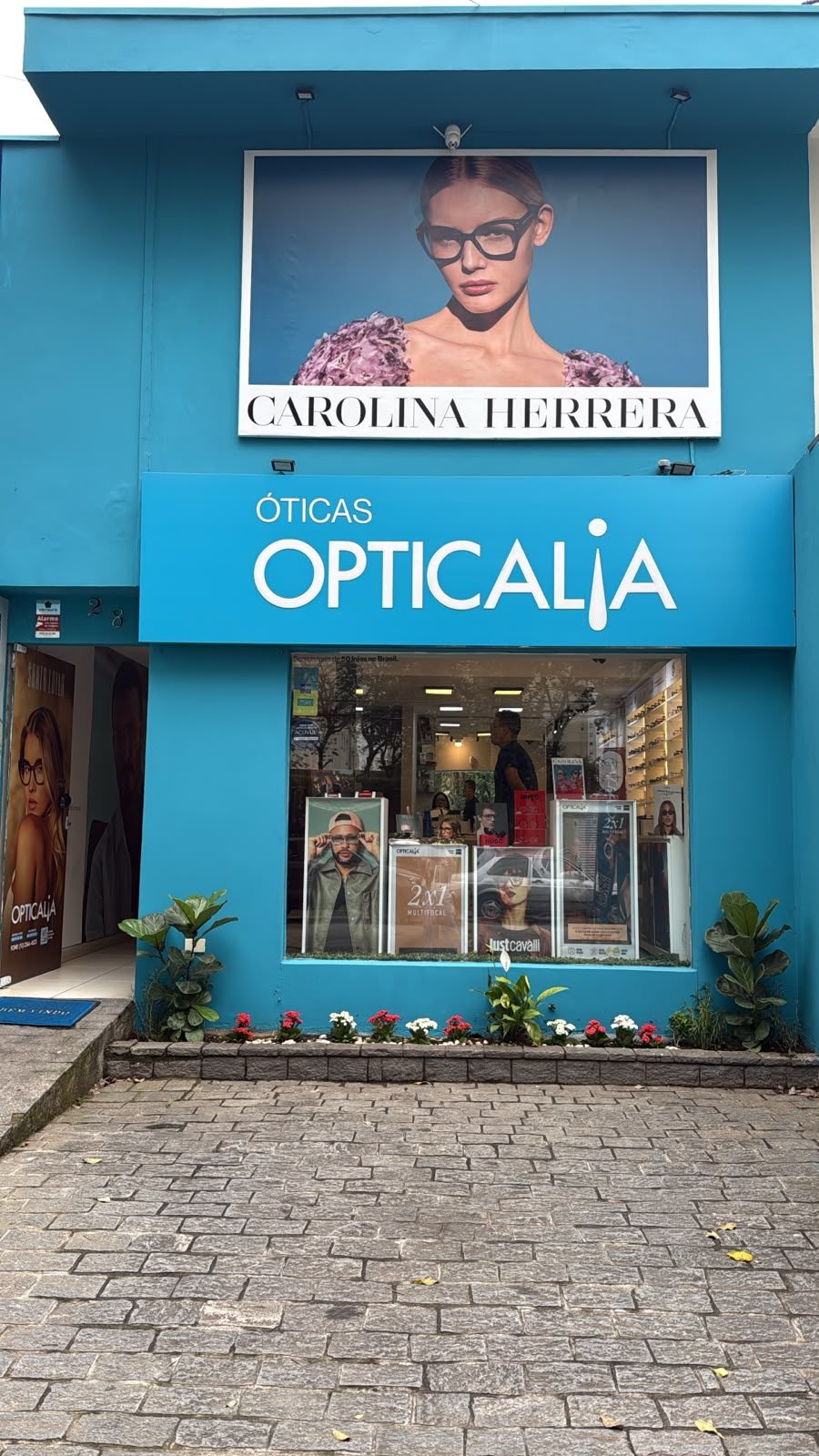 Espaço de atendimento da Opticália Molière